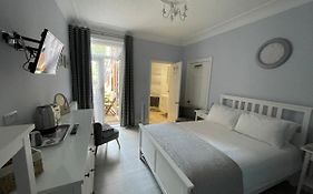 Kates'S Place